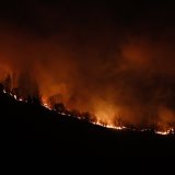 Les pompiers ont été aidés ces dernières heures par l'amélioration des conditions météorologiques.